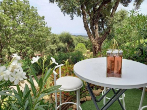 Charmant T2 de 34m2 en Résidence de standing à Grimaud - Piscines - Jardinet - Plein coeur du Golfe de St Tropez- Pleine nature